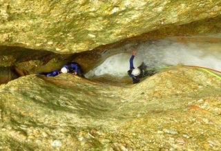 Entre cañones